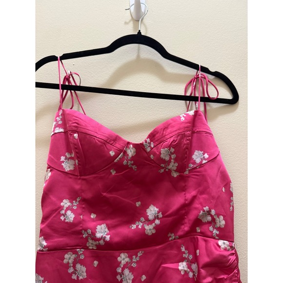 Bardot Amika Pink Floral Satin Bustier Midi Dress Wedding Guest Revolve NWT - 8 - Picture 4 of 15